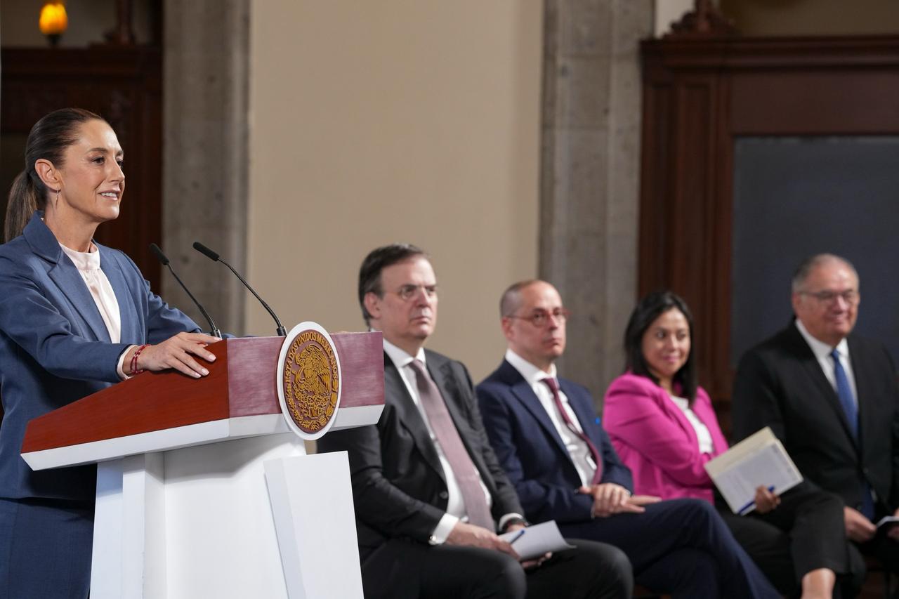 “Agradecemos mucho a Mabe su presencia y la inversión que hace en nuestro país”, comentó la presidenta de México.