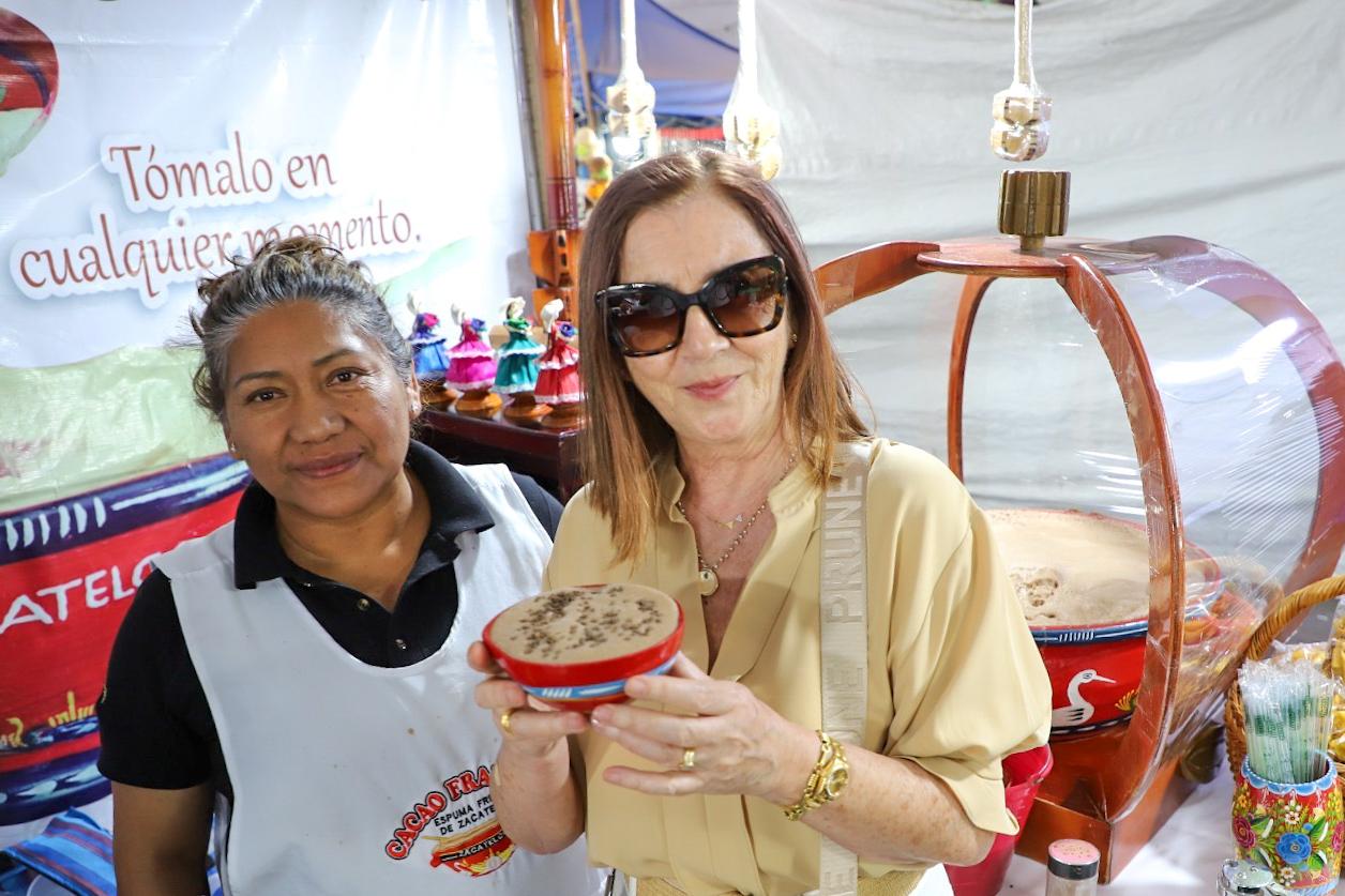 Mandí Ciriza, gerente del Canal Cocina llegó a Tlaxcala para realizar un scouting y conocer la riqueza turística y gastronómica de la entidad