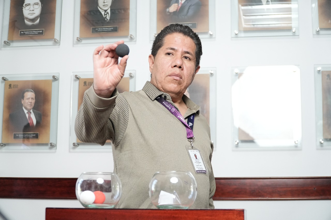 Se llevó a cabo el Sorteo Público para Determinar Turnos de los diferentes planteles y telebachilleratos comunitarios