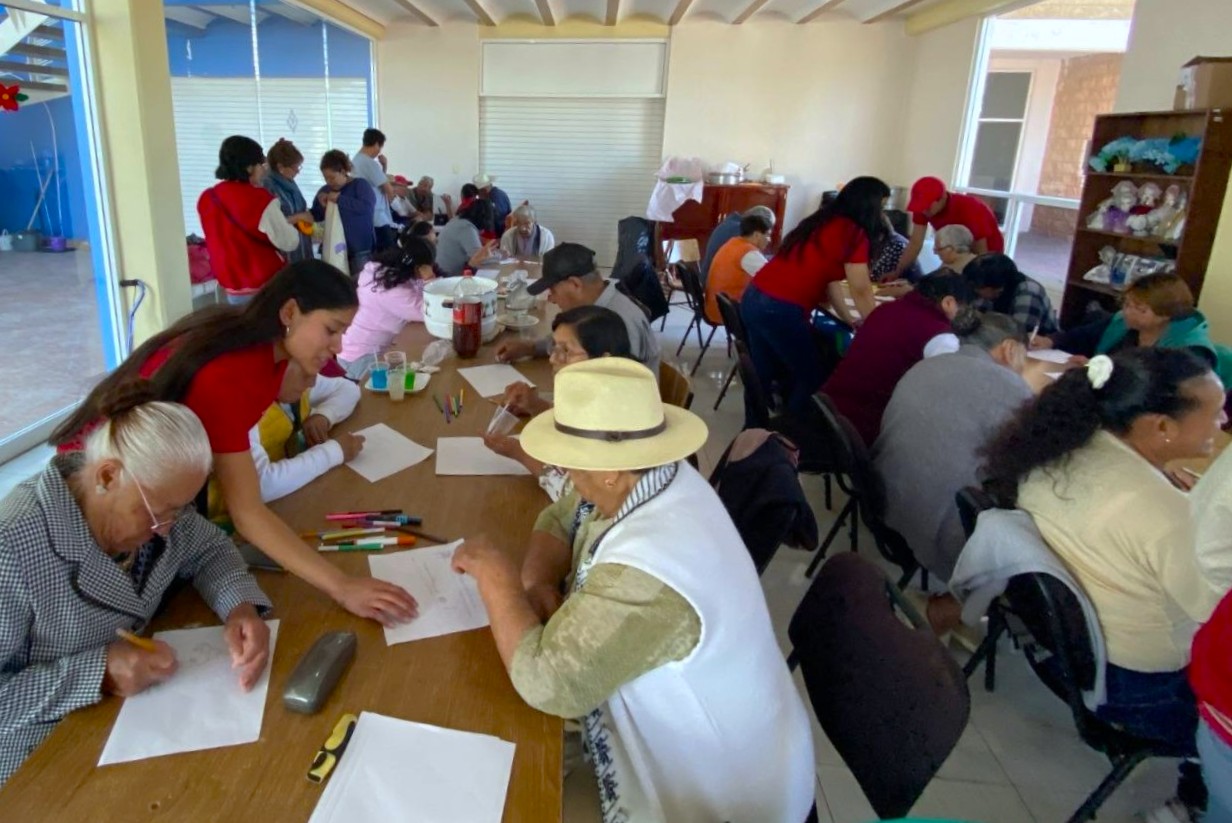 Los estudiantes de Gerontología Social reforzaron conocimientos sobre la vejez desde un enfoque social, humano y participativo