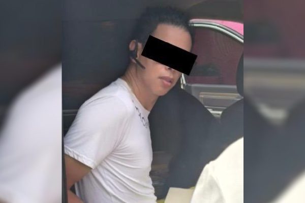 Detienen al influencer Alex Marín en Puerto Vallarta, Jalisco, por presunta trata de personas