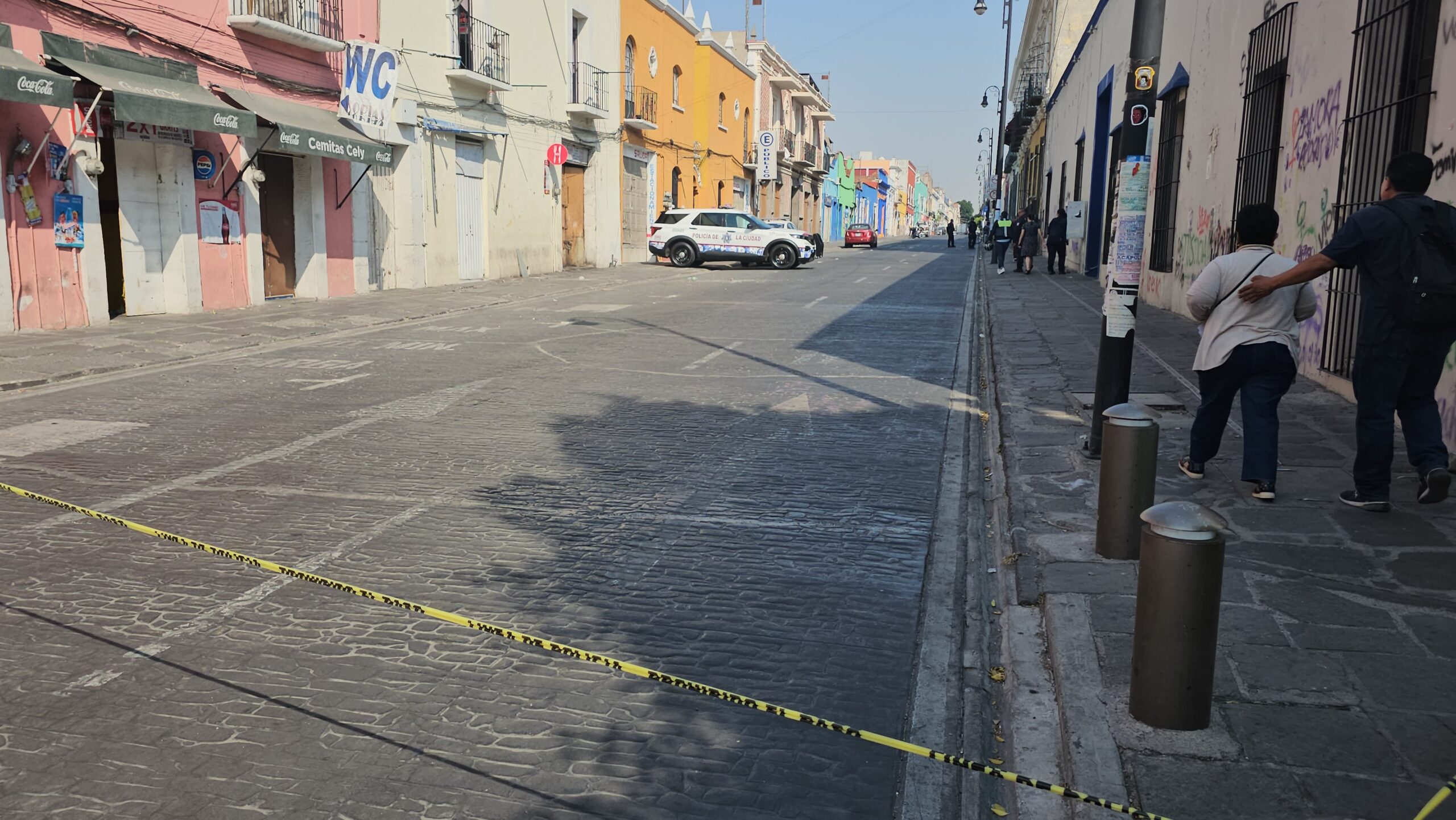 Un hombre que padecía alcoholismo y vivía en situación de calle murió frente a las instalaciones de la Fiscalía de Género de Puebla