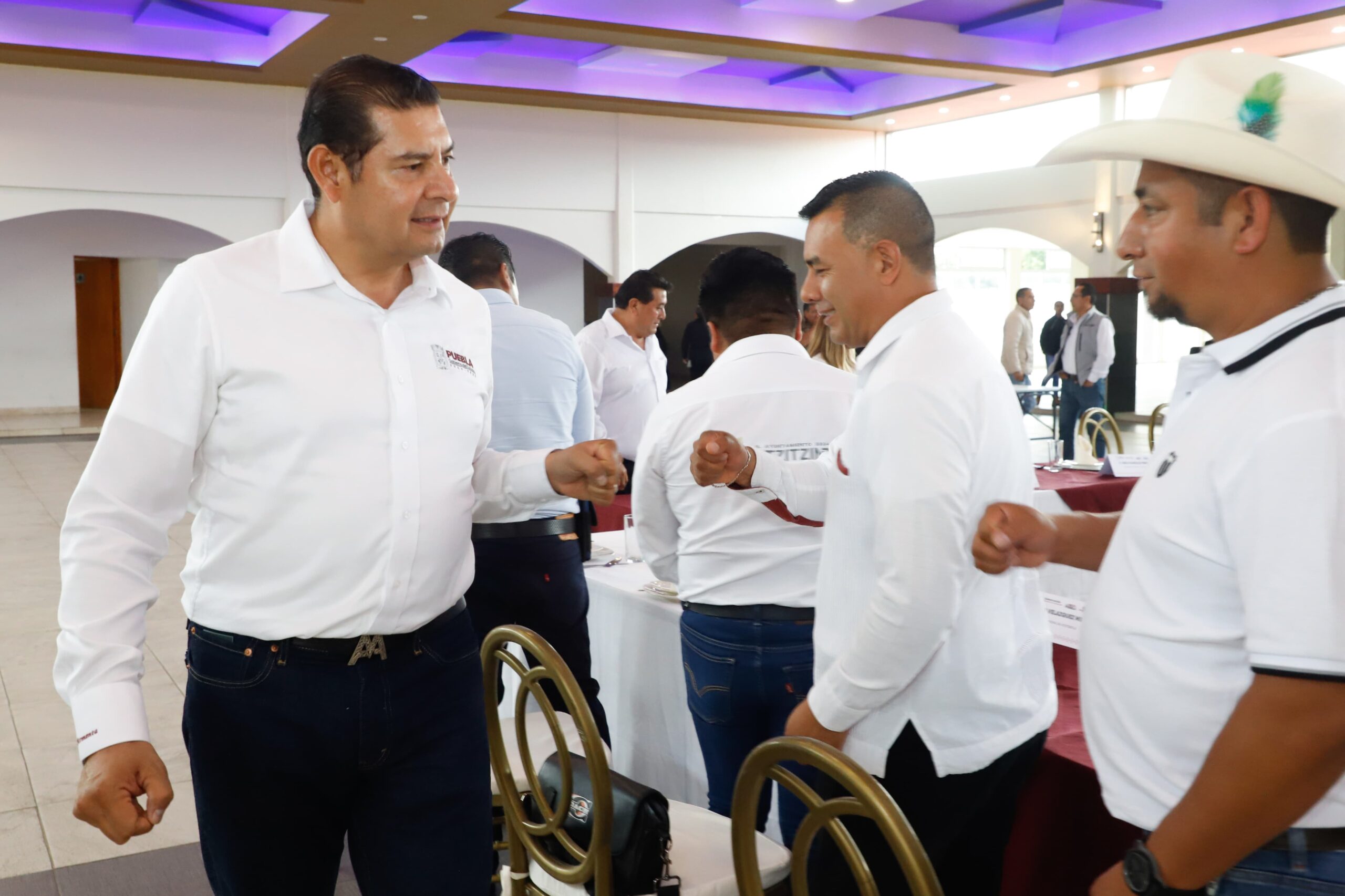 Armenta resaltó que el espíritu del Programa de Obra Comunitaria radica en el asambleísmo y en priorizar recursos en beneficio de la población