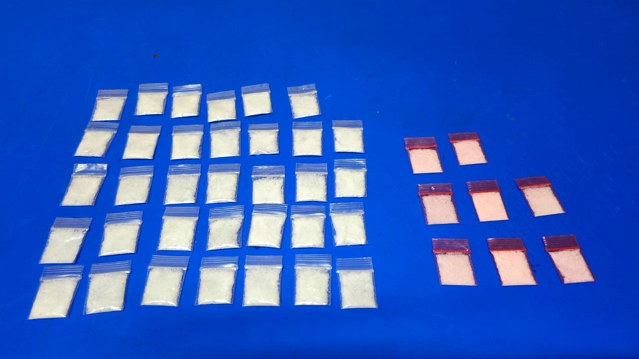 Conforme al protocolo policial, las dosis de marihuana y cristal y la persona detenida quedaron a disposición del Ministerio Público