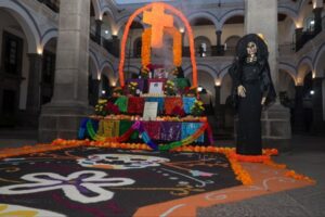 DÓNDE IR | Recorre en Puebla el Corredor de Ofrendas 2025 formado por 30 altares