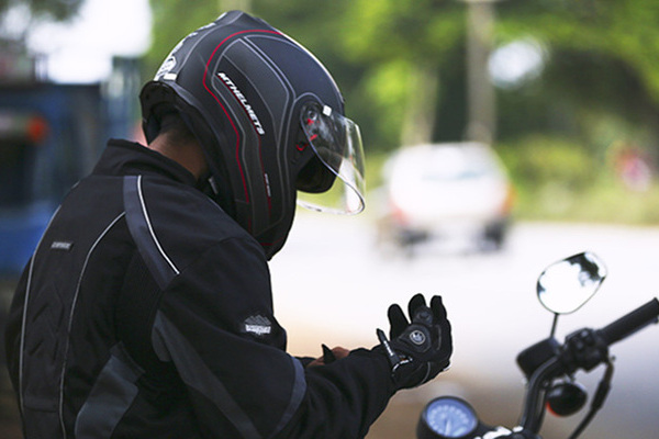 Ayuntamiento de Puebla buscará que en 2026 el uso de casco certificado para motociclistas sea obligatorio: Pepe Chedraui
