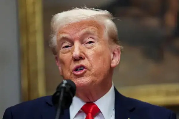 «No son gente que trabaje, que vuelvan al lugar de donde llegaron»: Trump arremete contra inmigrantes somalíes